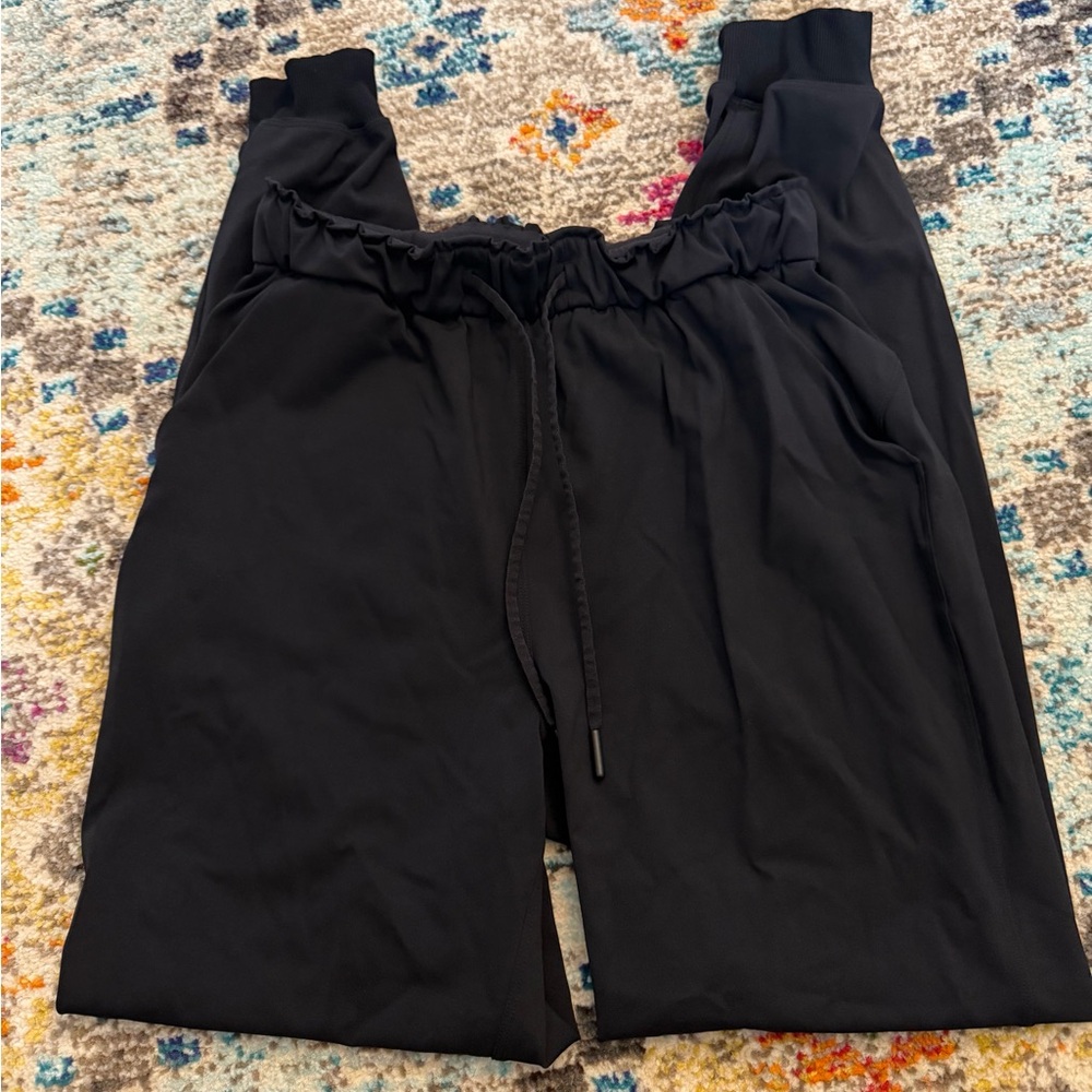 Lululemon joggers
